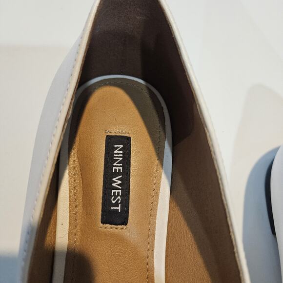 Nine West Womens 9M Flats Loafers Pointed Toe Cream Ivory Leather Upper - Picture 7 of 10